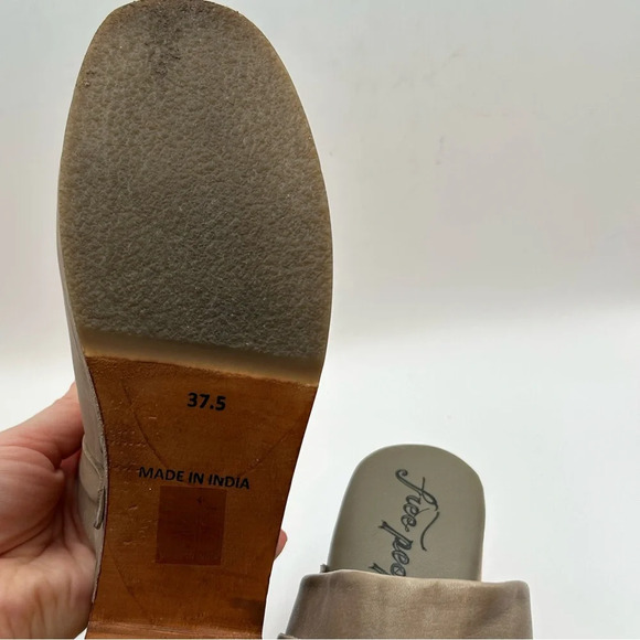 NEW Free People Calabasas Studded Leather Wooden Platform Clogs 37.5 7.5 Taupe - Picture 12 of 13